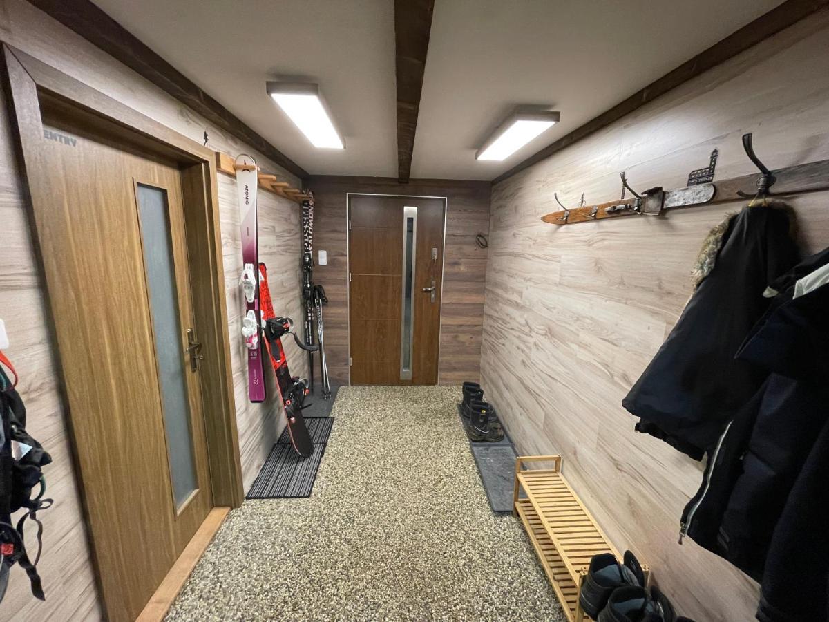 فندق Wolf House Klinovec Loučná pod Klínovcem المظهر الخارجي الصورة